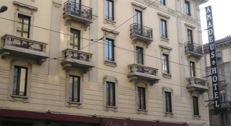 Spice Hotel Milano Bagian luar foto